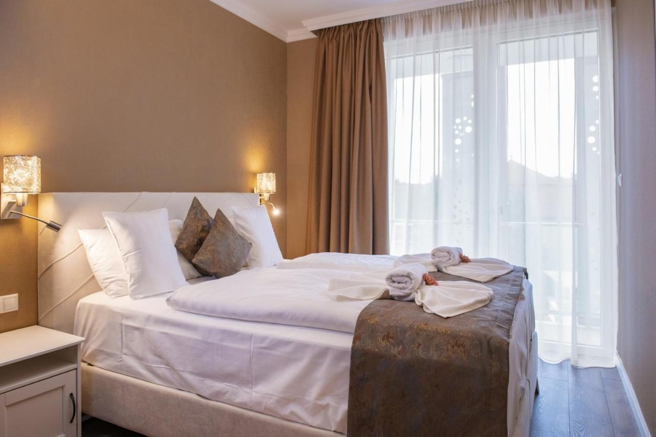 Spa Residence Carbona Apartment 205 เฮวิซ ภายนอก รูปภาพ